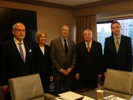 Stretnutie s dekanom NYU School of Medicine, prof. MD. Robertom Grossmanom (v strede).